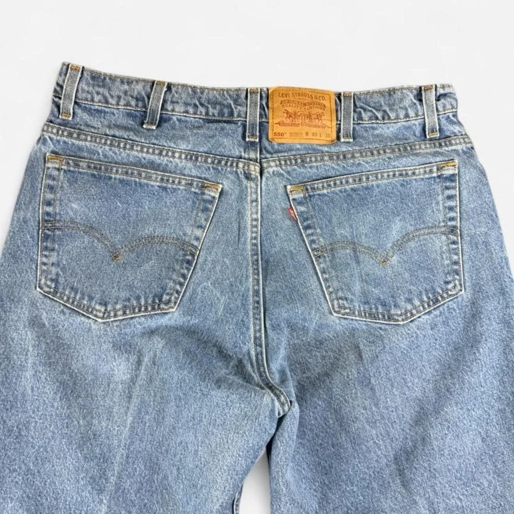 Vintage Levi 550 Relaxed Tapered Fit Light Wash Jeans USA 0896 Size 40x30